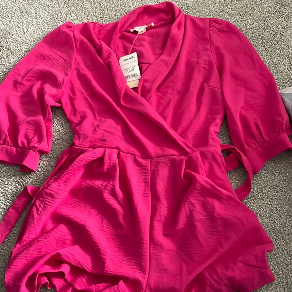 Pink mid sleeve romper with tie belt
